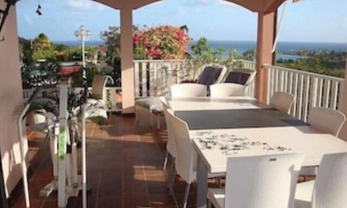 Le Diamant House | L'hacienda