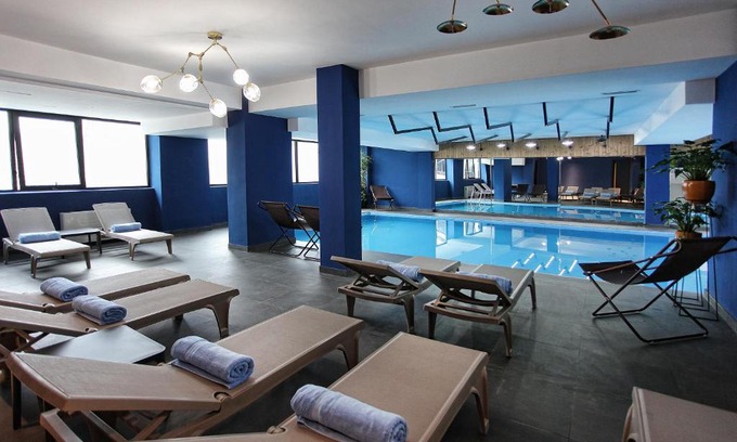 Chugureti Hotel | L.M Club Hotel