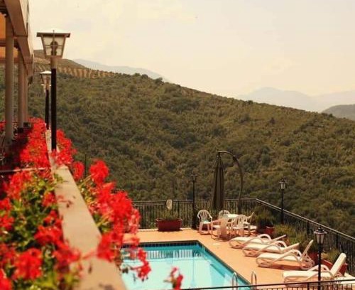 Cineto Romano Hotel | L'Oliveto