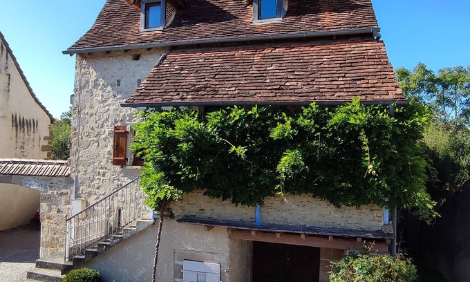 Le Bourg House | L'oustal dè Pèiro, Maison de Caractère en Pierre Entre Figeac et Rocamadour