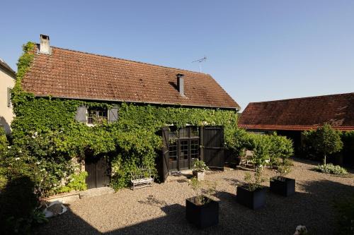 Saint-Dizier-la-Tour House | L'Oustal du Domaine de Louveraude