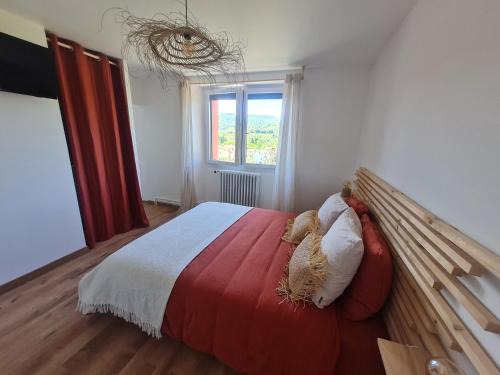 Saint-Affrique Bed & Breakfast | L'Oustal Roja