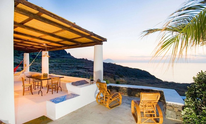 Pollara Villa | L'ulivo Di Pollara - Pollara ,Sicily