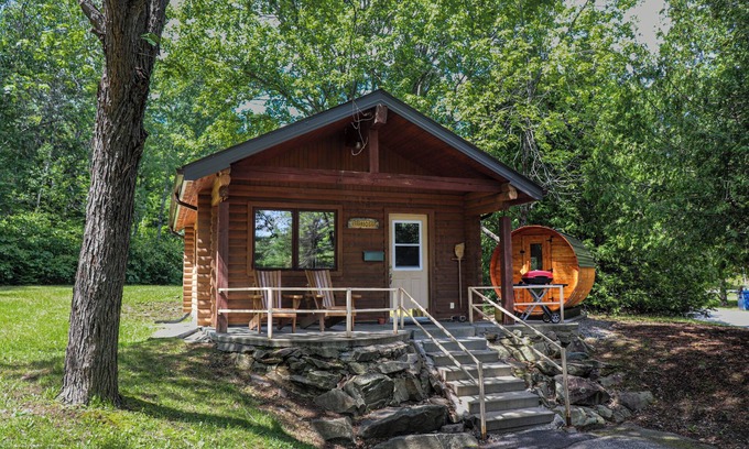 Timiskaming District Cottage | La Bannik