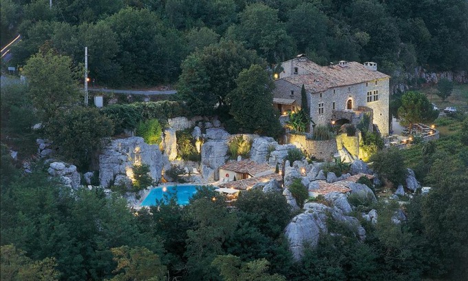 Casteljau House | La Bastide D'Edouard