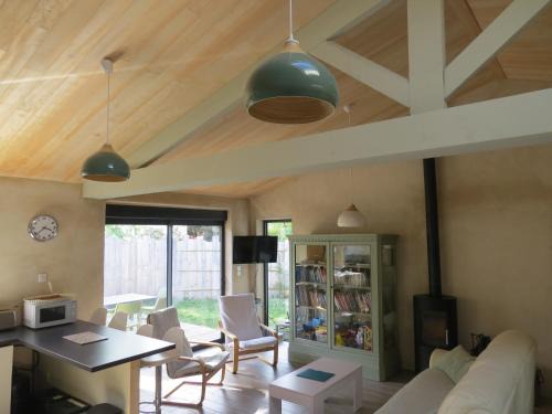 Dolus-d'Oleron House | La Belle Insulaire, Vertbois plage, forêt, vélos, wifi