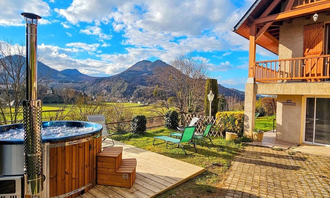 Campan Ski Chalet | La Bigourdane - Large comfortable Gîte & Spa