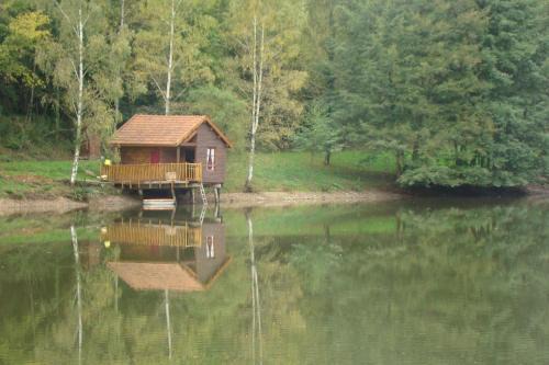 La Geneytouse House | La cabane au bord de l'eau