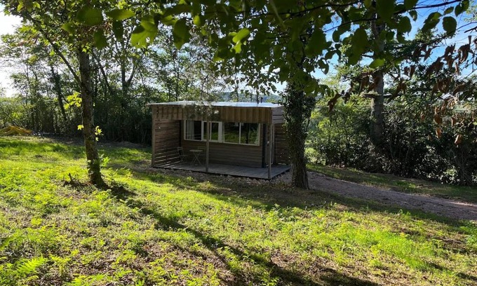 Uxeau Bed & Breakfast | La Cabane Du Champ Du Possible