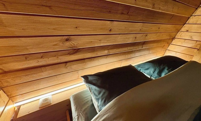 Montleban Cabin | La Cabane du Grand Chêne (2 adults+2 children max)