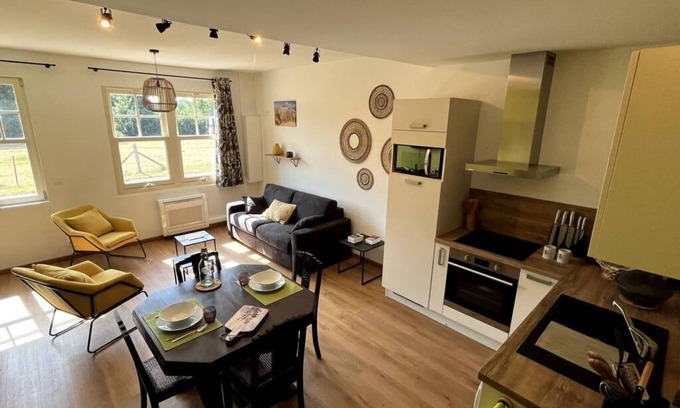 Arry House | La Cabarette, country gîte for 4 people