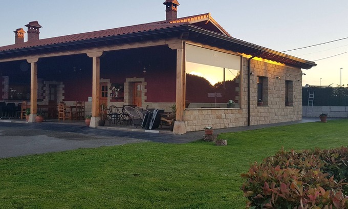Loredo Cottage | La Cala Hostel | Hostel