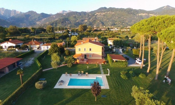 Pietrasanta Bed & Breakfast | La Campagnola