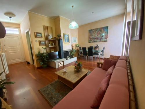 Ceparana House | La Casa d’Amelia