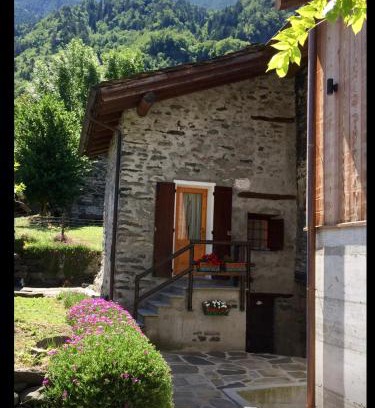 Piuro Bed & Breakfast | La Casa delle Castagne