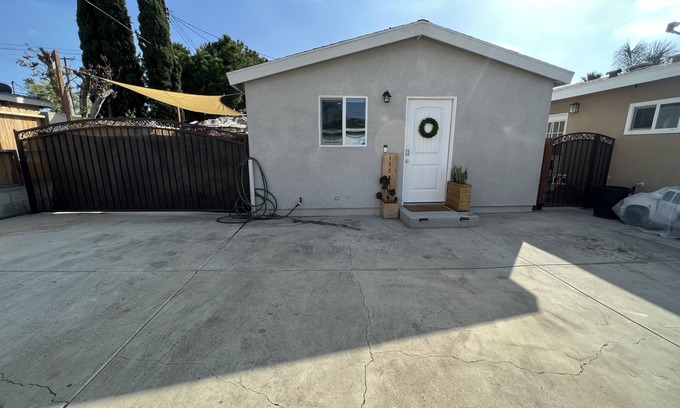 La Mirada House | La Casita de Whittier, private unit 1bed washer/dryer
