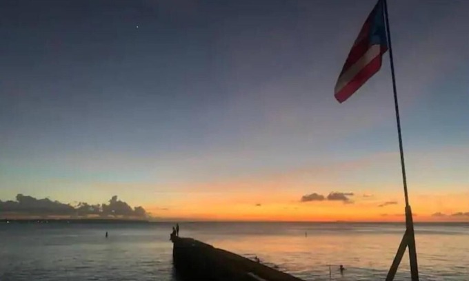 Borinquen Apartment | La Casita with 8 minute walk from Crashboat beach