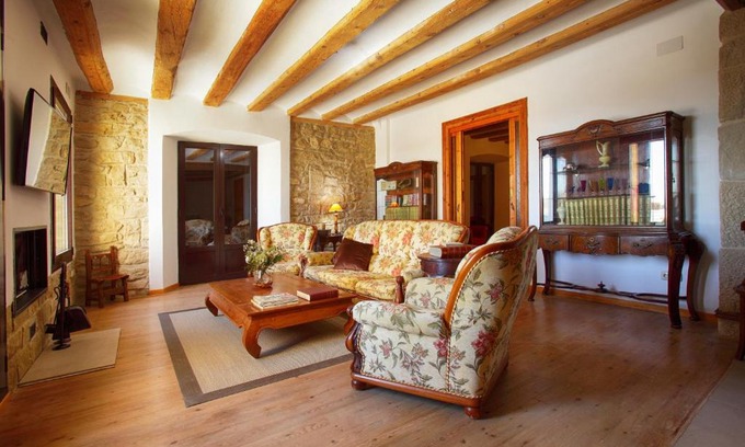 Pitillas House | La Casona de Pitillas