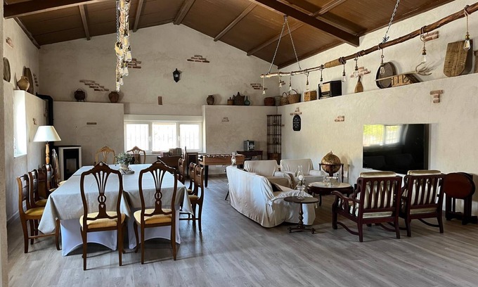 Munosancho Cottage | La Casona Solariega. Ideal for groups of family and friends. La Moraña - Avila