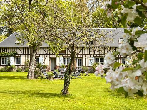 La Noe-Poulain Bed & Breakfast | La Chambre d'hôte de Manou en Normandie