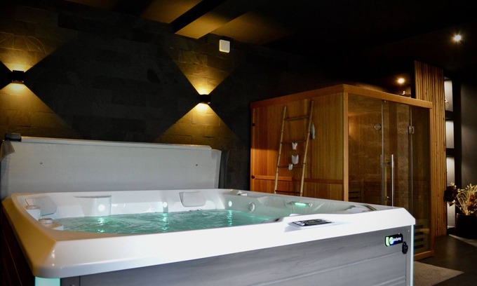 Lacroix-Saint-Ouen Apartment | La Charmeraie Wellness & SPA