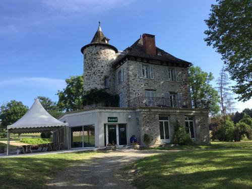 Saint-Etienne-de-Maurs Hotel | La Chatelleraie