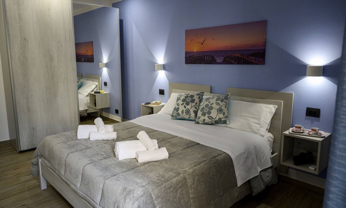 Old Town Apartment | La Chiocciola Apartment - Brand new APT in the historic center 300 meters from the sea