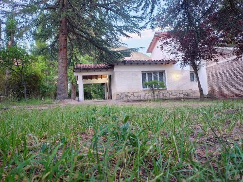 Salto House | La Clavelina