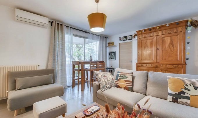 Mirail-Reynerie-Bellefontaine Apartment | La Comtesse du Barry - Appt 2p avec terrasse