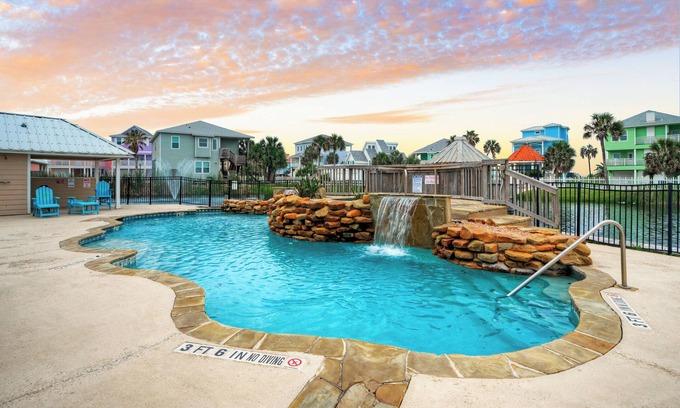 Bella Vista House | La Concha Blvd #31 -