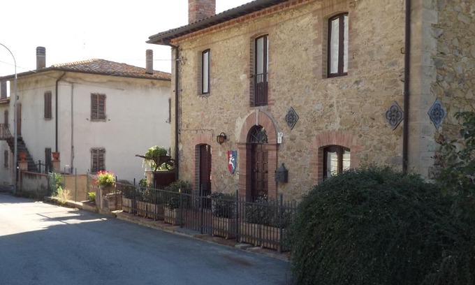 Marsciano House | La Corte Del Daino