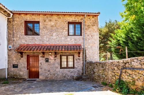 Solana de Avila House | La Covacha