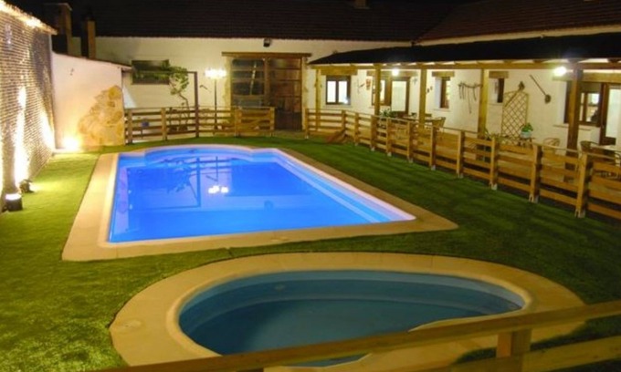 El Peral Cottage | La Cueva de Cirondo 6 Seats House 4