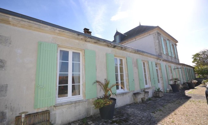 Marennes House | la demeure du port de la Cayenne - Marennes