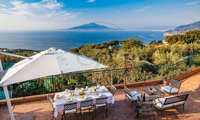 Massa Lubrense Villa | LA DIMORA DI PRIORA - Sea view Villa in Sorrento with SWIMMING POOL