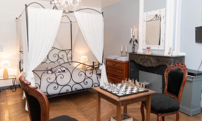 Chatel-sur-Moselle Bed & Breakfast | La Fée Maison