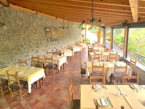 Apricale Bed & Breakfast | La Favorita Apricale B&B & Ristorante