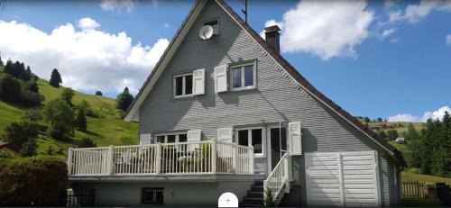 Muggenbrunn House | La Faya "Molerhüsli"- Gemütliches, gehobenes Ferienhaus in Muggenbrunn -Feldberg