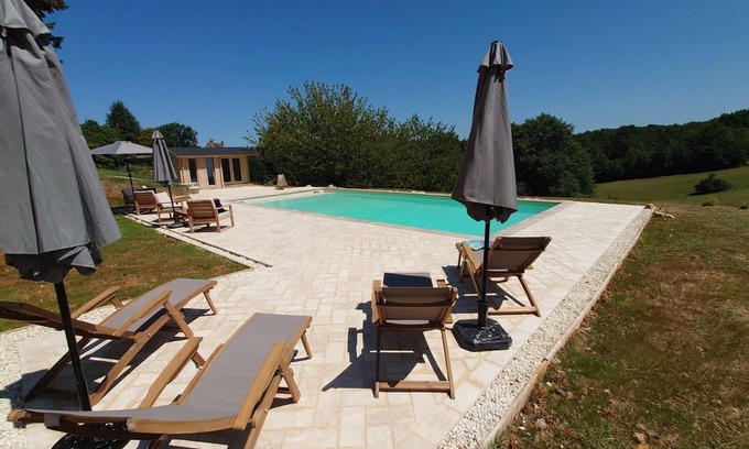 Couze-et-Saint-Front House | La Ferme du Peytavit - Stunning 3 Bed-Stone Barn