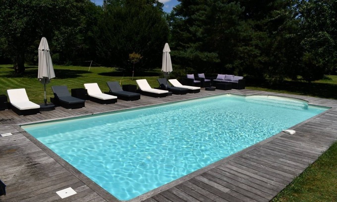 Saint-Cyprien Cottage | La Gardonnette, Superb Riverside Cottage, Great Value with Pool & Gardens