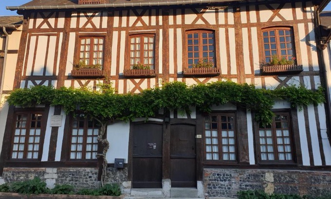 Lyons-la-Foret Bed & Breakfast | LA GAUDINIERE