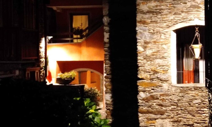 Comero House | LA GHIANDA APPARTAMENTO CON TERRAZZO ANIMALI AMMESSI
