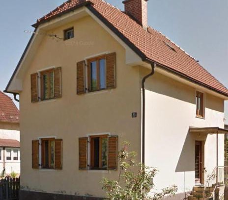 Leoben Apartment | LA Haus für Monteure, Arbeiter, Pendler, ganzes Haus mit Garten, 5 Zimmer
