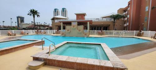 South Padre Island Apartment | La Isla F102 condo