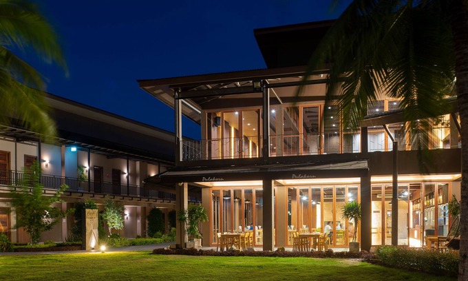 Sam Roi Yot Hotel | La Isla Pranburi Beach Resort