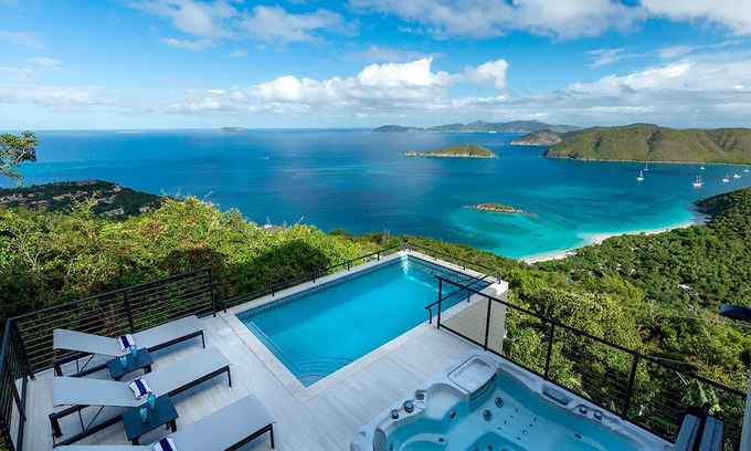 Estate Hammer Farm Villa | La Jolla Caribe: Newly rebuilt! Spectacular North Shore Views!