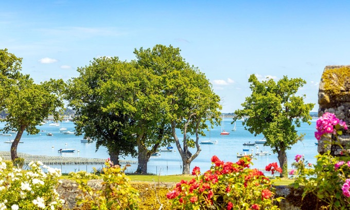 Arradon House | "La Longère - A luxurious haven of peace overlooking the Gulf of Morbihan