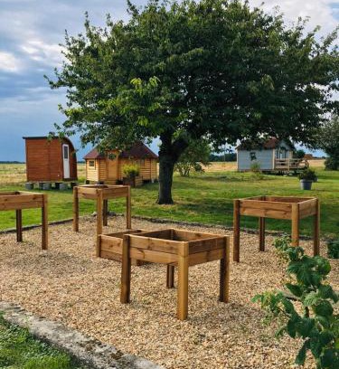 La Tour-Saint-Gelin Bed & Breakfast | La Ménardière