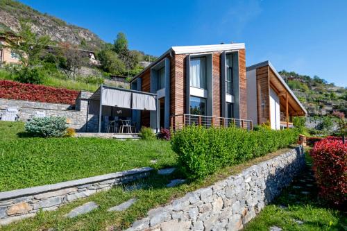 Montan-Angelin-Arensod Villa | La Maison du Renard, villa con giardino e vista sulle montagne