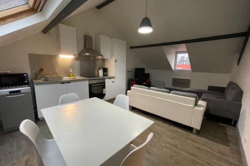 Le Port Apartment | La Mansardé Baheux